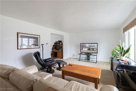 4331 Timberbrook Dr, Canfield, OH 44406 photo 4