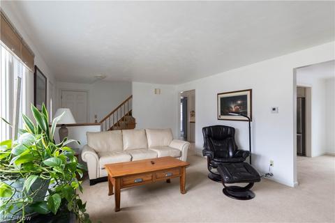 4331 Timberbrook Dr, Canfield, OH 44406 photo 6