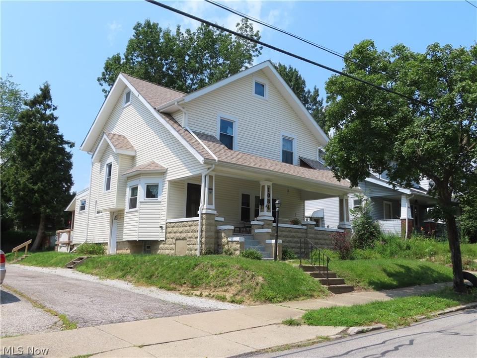 1084 Lexington Ave, Akron, OH 44310 18 Photos MLS 1084 Lexington Ave, Akron, OH 44310 18 Photos MLS