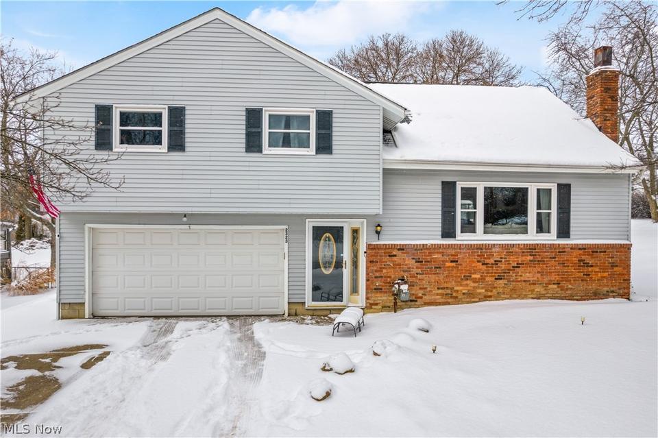 2323 Sherwin Dr, Twinsburg, OH 44087 24 Photos MLS 4351967 Movoto