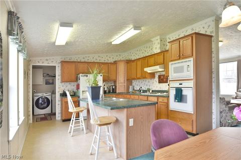 5969 Everett Hull Rd, Fowler, OH 44418 photo 10