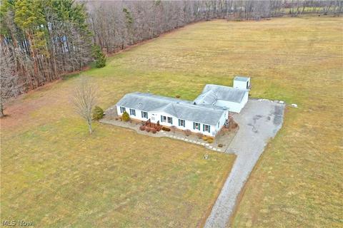 5969 Everett Hull Rd, Fowler, OH 44418 photo 3