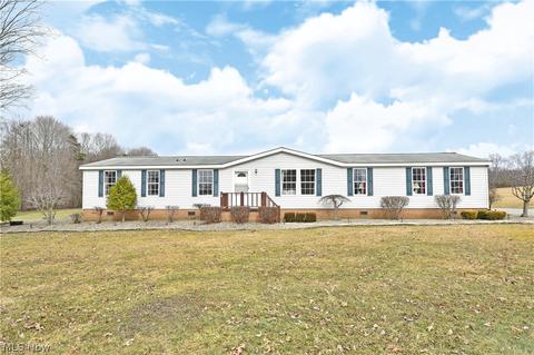 5969 Everett Hull Rd, Fowler, OH 44418 photo 2