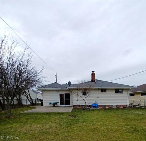 1861 Ridgeview Dr, Wickliffe, OH 44092 photo 10