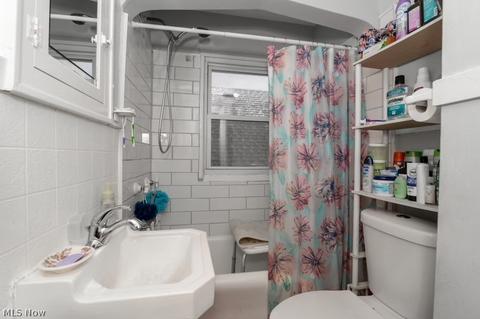 1035 Berwin St, Akron, OH 44310 photo 6