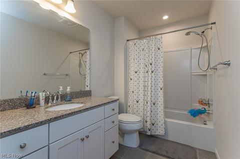 813 Walcutt Ct, Lagrange, OH 44050 photo 25