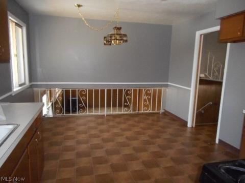 6904 Sandy Hook Dr, Parma, OH 44134 photo 9