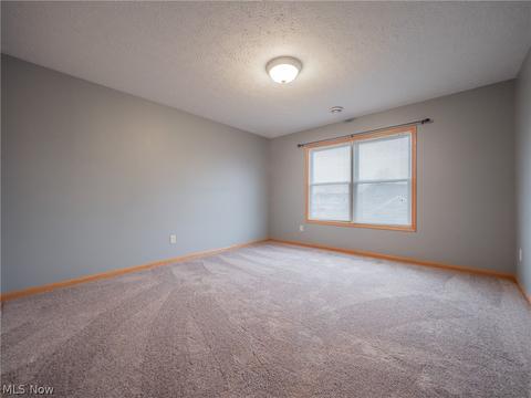 116 Bears Paw Dr, Elyria, OH 44035 photo 23