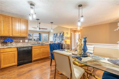 3782 Parkside Cir E, Lorain, OH 44053 photo 8