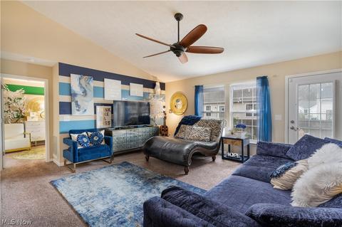 3782 Parkside Cir E, Lorain, OH 44053 photo 4