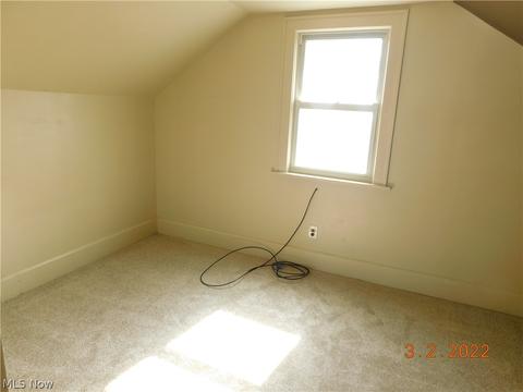 878 Independence Ave, Akron, OH 44310 photo 14