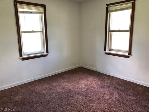 602 Fuller Rd, Elyria, OH 44035 photo 3