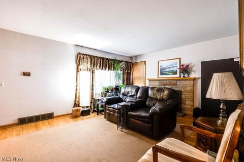 1538 Perry Dr NW, Canton, OH 44708 photo 19