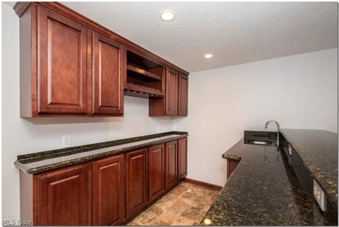 6174 Crossview, Seven Hills, OH 44131 photo 17