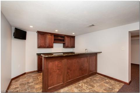 6174 Crossview, Seven Hills, OH 44131 photo 18