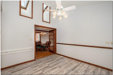 6174 Crossview, Seven Hills, OH 44131 photo 5