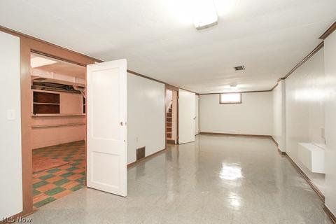 2309 E 35th St, Lorain, OH 44055 photo 22