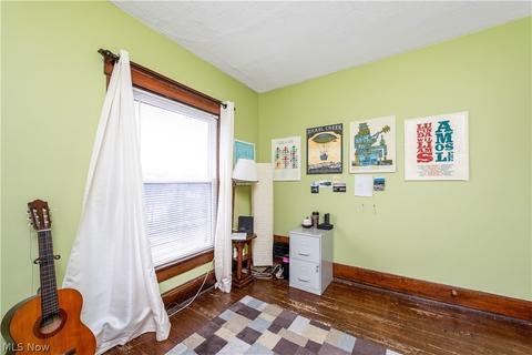 69 Mull Ave, Akron, OH 44313 photo 24