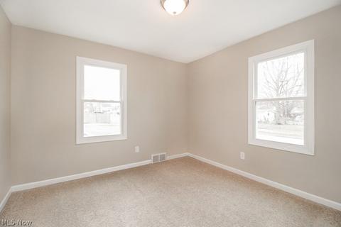 2500 E 31st St, Lorain, OH 44055 photo 3