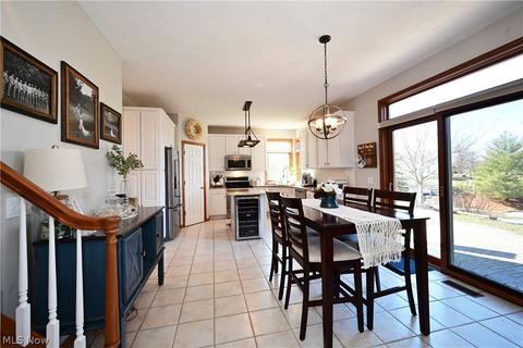 1099 Arrowhead Dr, Vermilion, OH 44089 photo 14