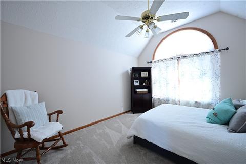 1099 Arrowhead Dr, Vermilion, OH 44089 photo 26
