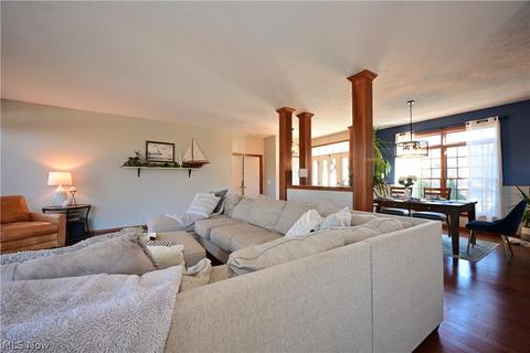 1099 Arrowhead Dr, Vermilion, OH 44089 photo 10