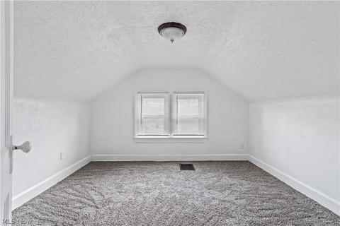 1339 Vane Ave, Akron, OH 44310 photo 17