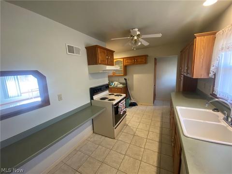 1430 Mount Everett Rd, Hubbard, OH 44425 photo 11