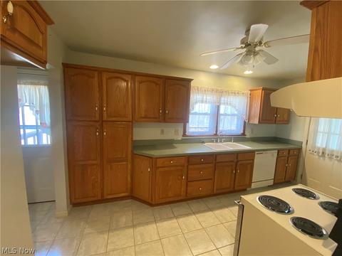 1430 Mount Everett Rd, Hubbard, OH 44425 photo 10