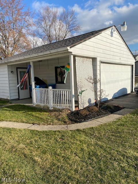 518 Elm St, Struthers, OH 44471 photo 4