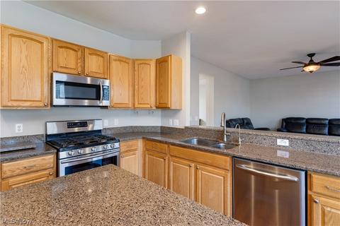 35974 Ithaca Dr, Avon, OH 44011 photo 3