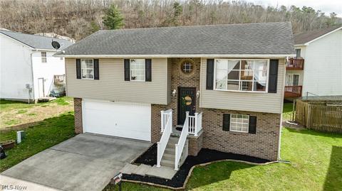 183 Berry Hills Dr, Winfield, WV 25213 photo 2