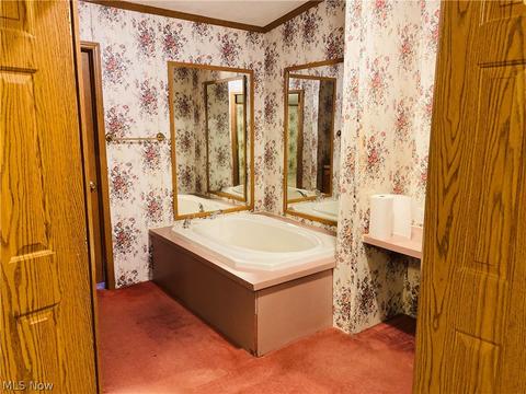 9938 Wolfe Rd, Windham, OH 44288 photo 14