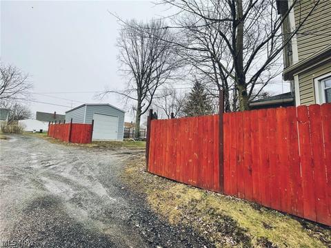 838 E 5th St, Salem, OH 44460 photo 10