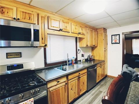 838 E 5th St, Salem, OH 44460 photo 3