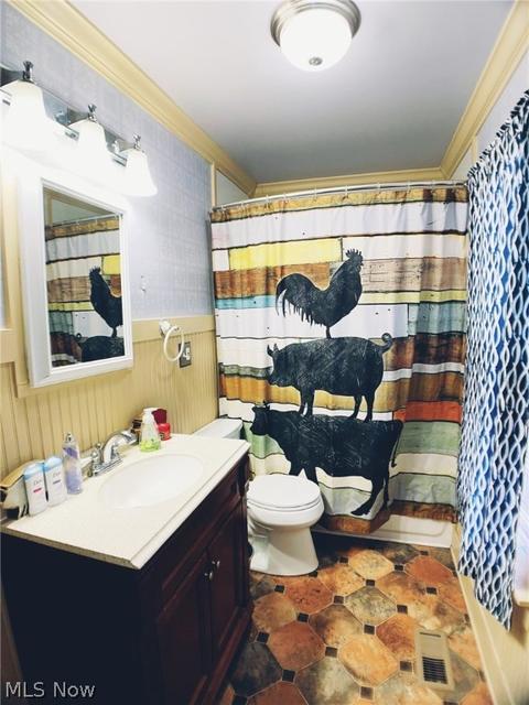 838 E 5th St, Salem, OH 44460 photo 7