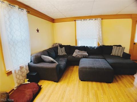 838 E 5th St, Salem, OH 44460 photo 4