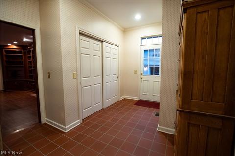 320 E 14th St, Dover, OH 44622 photo 9
