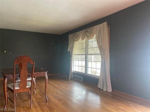 6399 State Rd, Parma, OH 44134 photo 5