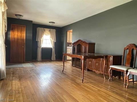 6399 State Rd, Parma, OH 44134 photo 3