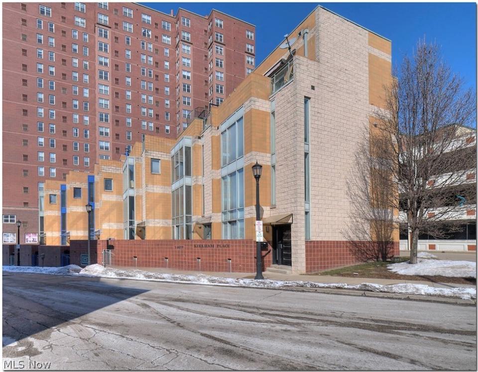 1409 W 10th St, Cleveland, OH 44113 35 Photos MLS 4354079 Movoto