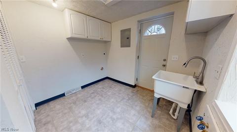 7640 Manor Dr, Mentor On The Lake, OH 44060 photo 17