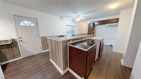 7640 Manor Dr, Mentor On The Lake, OH 44060 photo 6