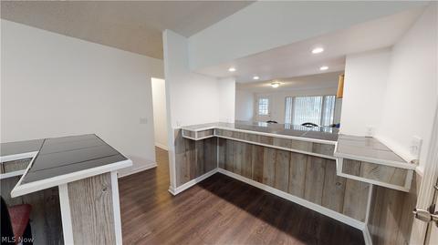 7640 Manor Dr, Mentor On The Lake, OH 44060 photo 8