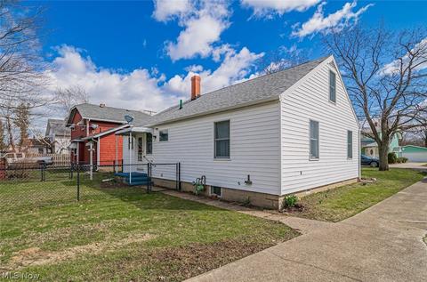 3237 Ridgewood Ave, Ashtabula, OH 44004 photo 4