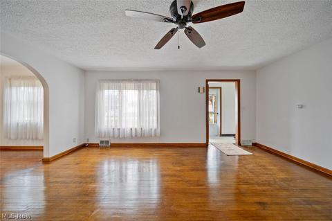 3237 Ridgewood Ave, Ashtabula, OH 44004 photo 8
