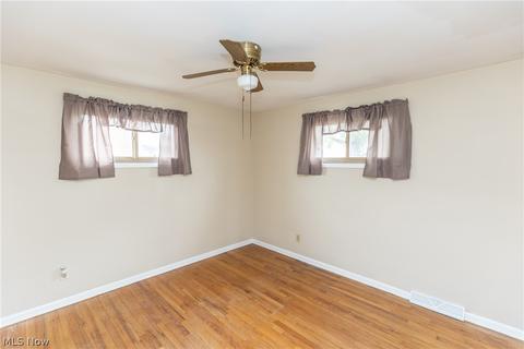 11275 Ronald Dr, Parma, OH 44130 photo 12