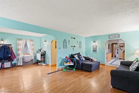 10350 Dewhurst Rd, Elyria, OH 44035 photo 3