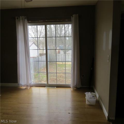 42864 Galaxy Dr, Elyria, OH 44035 photo 4