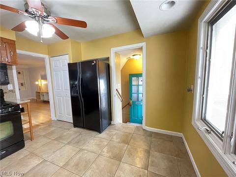 1806 Maple St, Wickliffe, OH 44092 photo 8